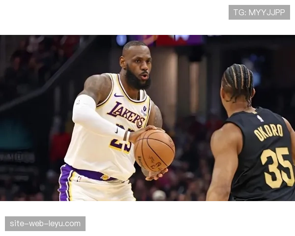 湖人119-115逆转76人 里夫斯35分率队终结对手五连胜